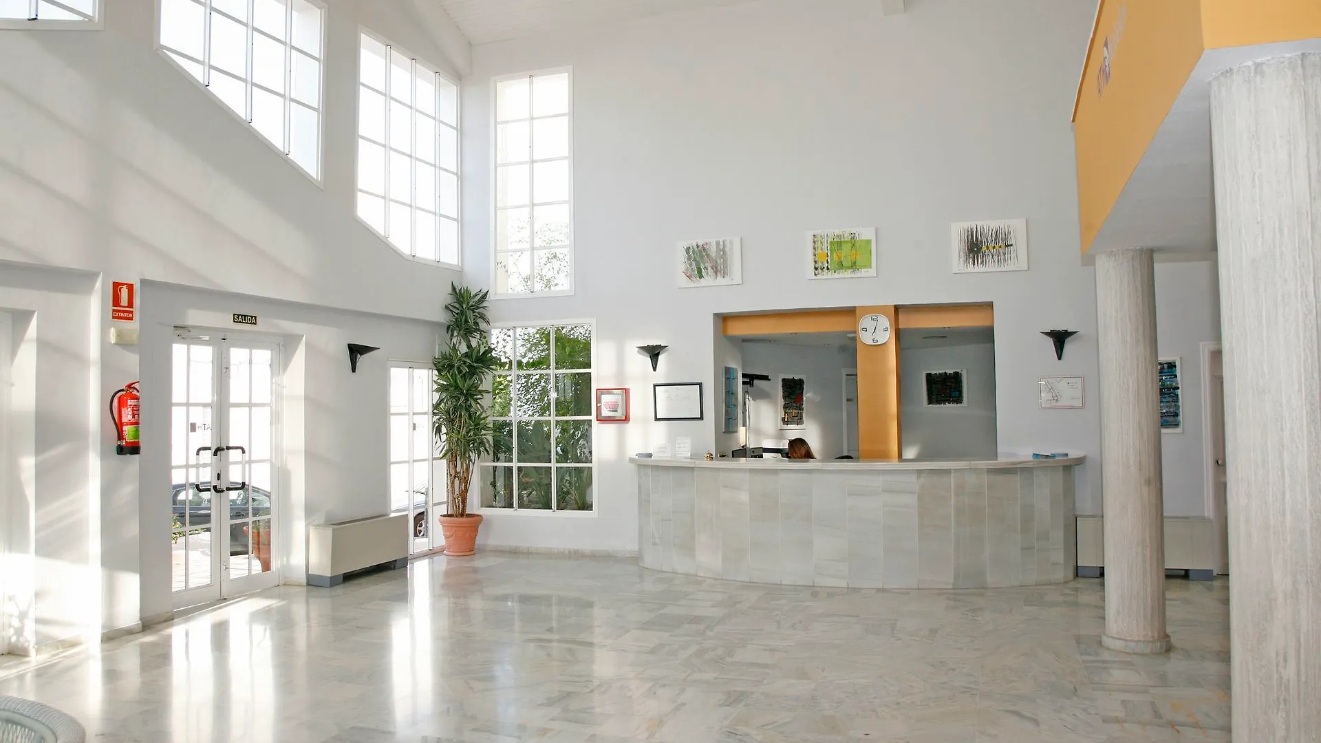 Ele La Perla Hotel Carchuna